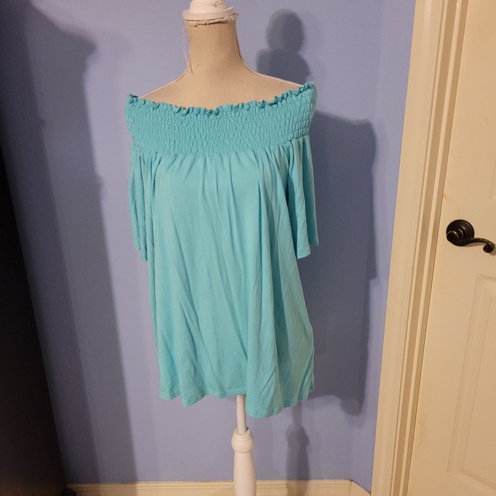 Heimish USA Medium Womens Blouse